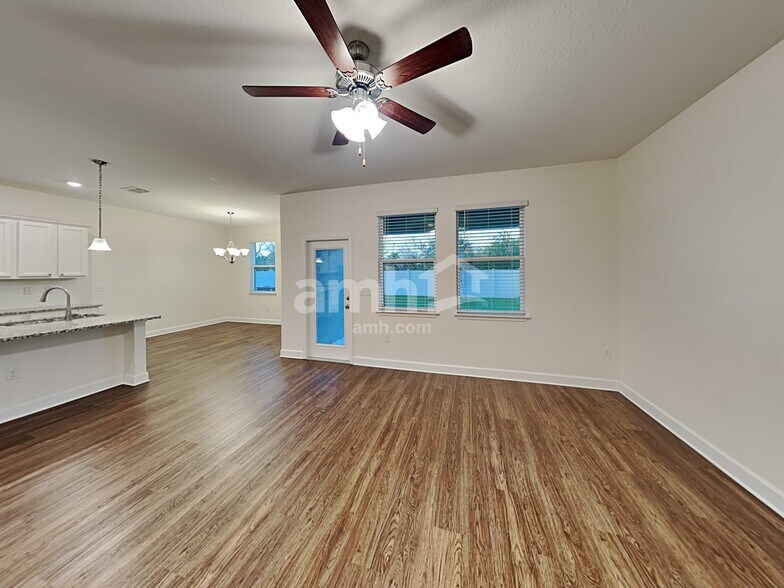 Building Photo - 4719 Reisswood Loop