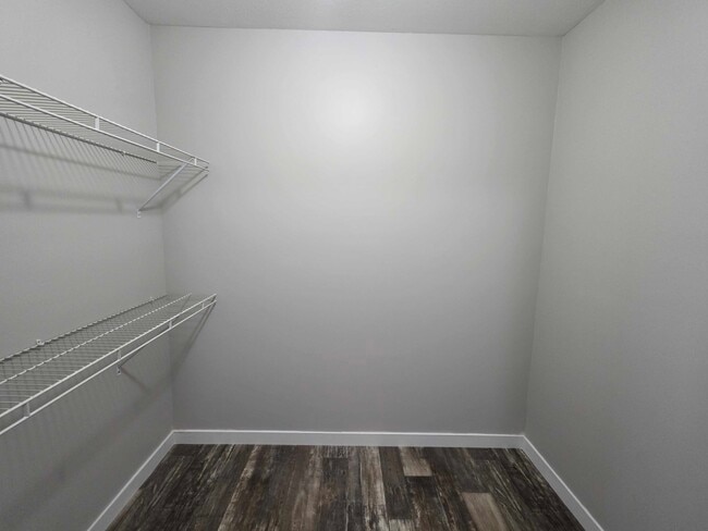 Building Photo - 4548 Spruce Ct