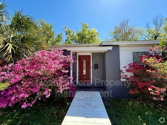 Building Photo - 4694 Timuquana Rd