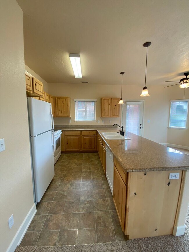 Building Photo - PHEASANT RUN CONDO (PR#37)