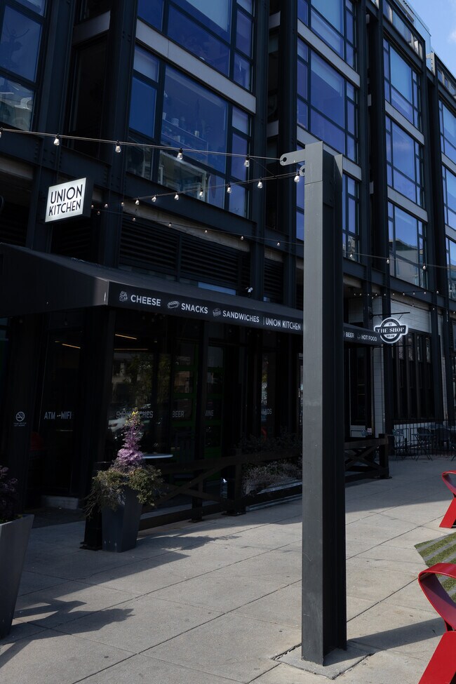 Building Photo - 430 Irving St NW