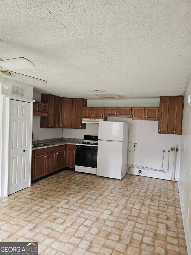 Building Photo - 29 Hominy Creek Rd