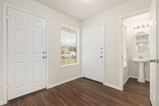 Building Photo - 21415 Partha Way