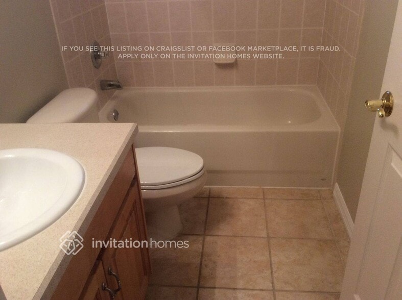 Building Photo - 10237 Shadow Branch Dr