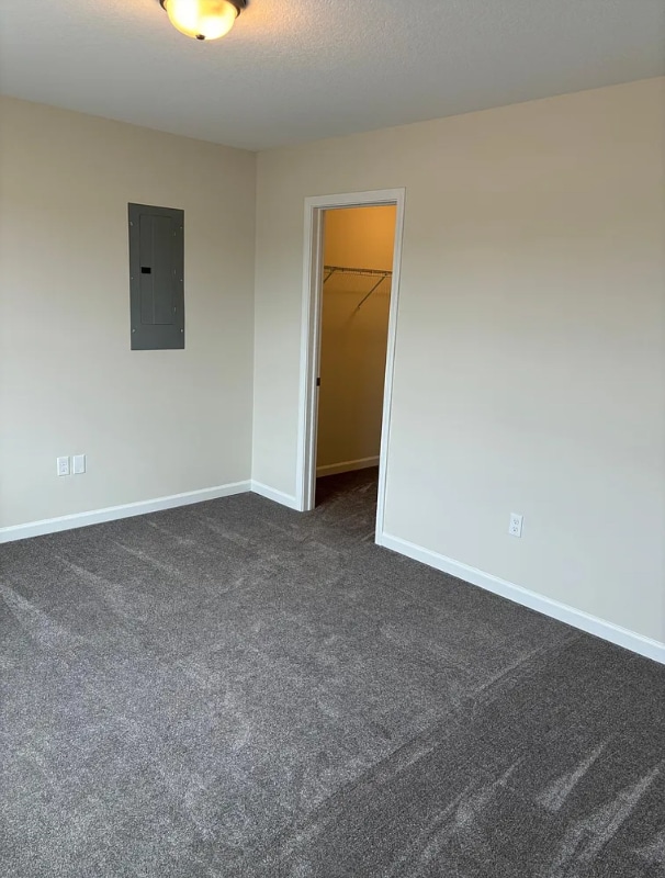 Building Photo - 1136 Harbor Dr