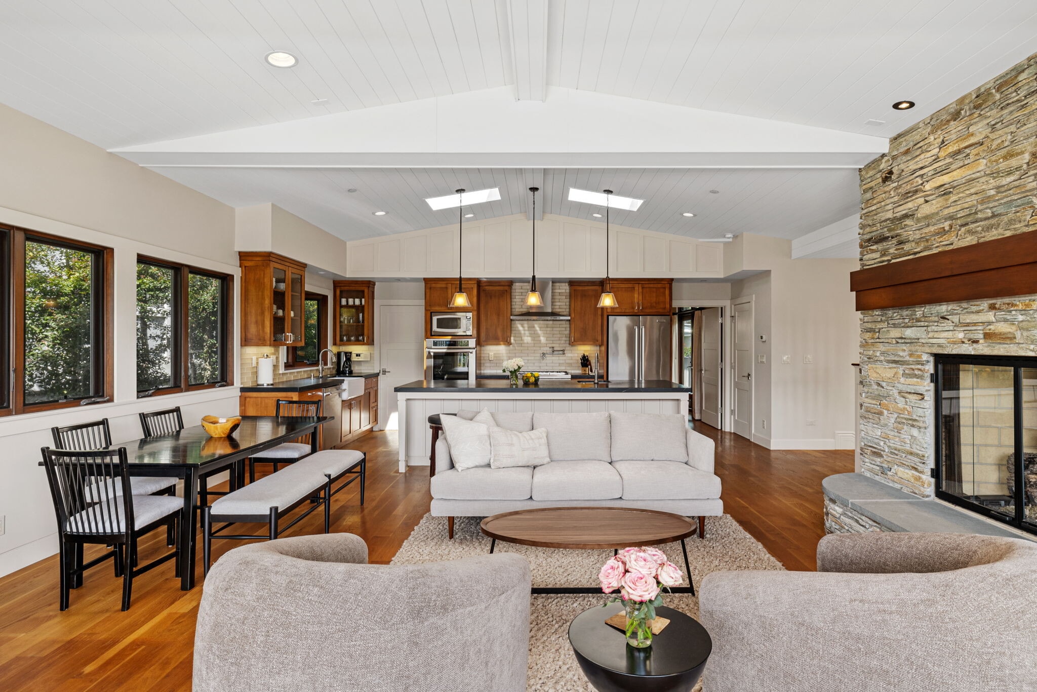 Building Photo - 521 24th Pl