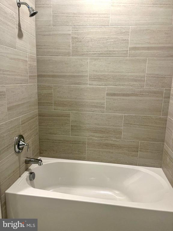 Building Photo - 30308 Radford Ct