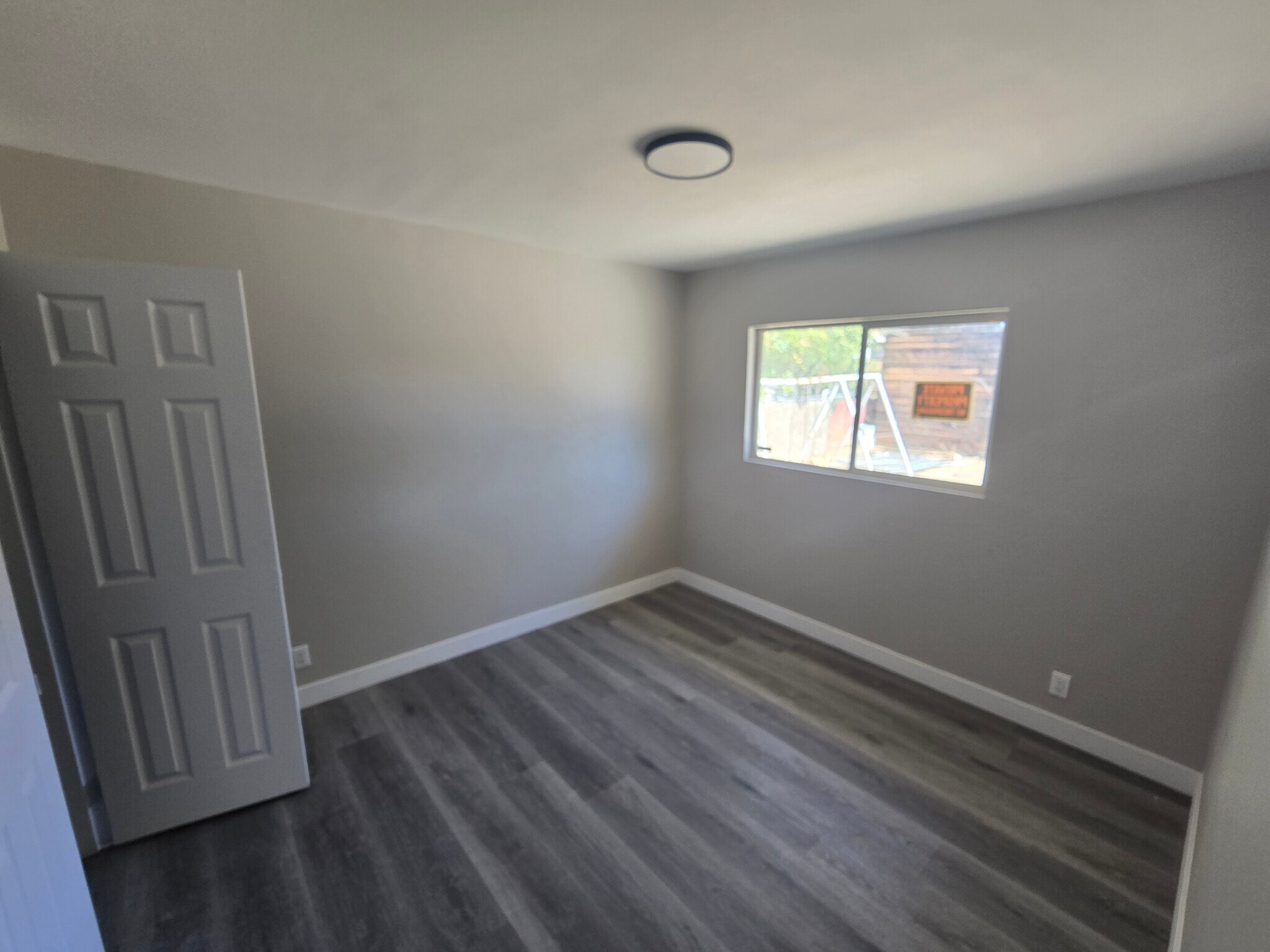 Building Photo - 44414 Andale Ave