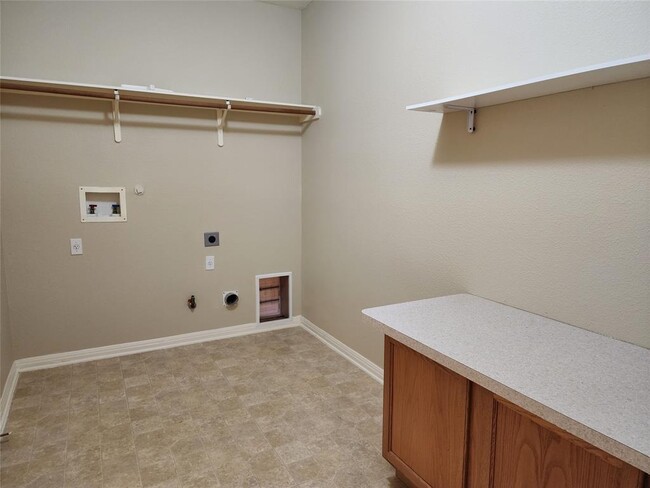 Building Photo - 3726 Harvey Penick Dr