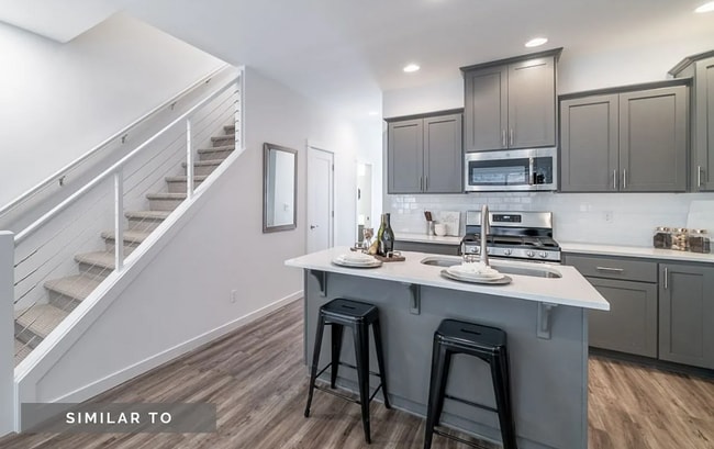 Building Photo - Newer South Salem Townhome - 2 Bedroom Plu...