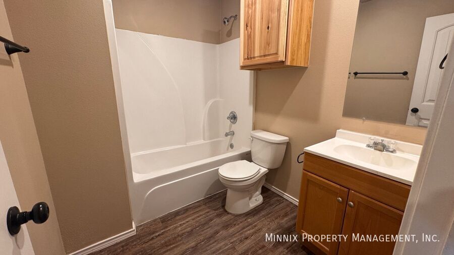 Building Photo - 2515 N Ave O