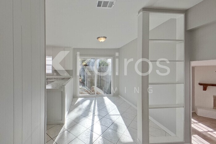 Building Photo - 2550 Old Dobbin Dr E