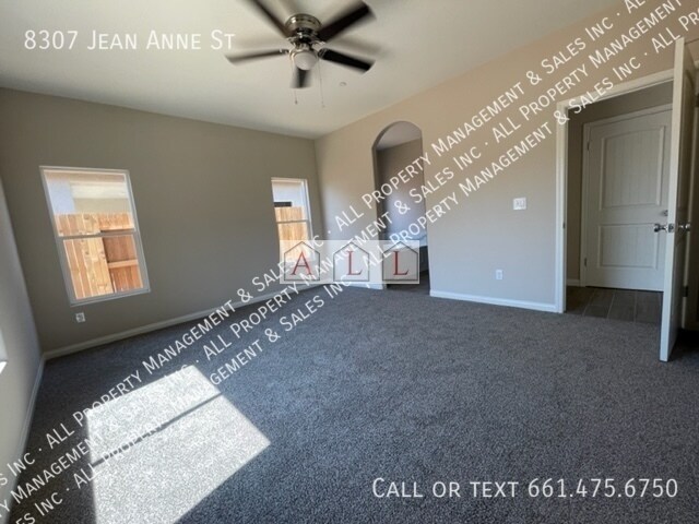 Building Photo - 8307 Jean Anne St