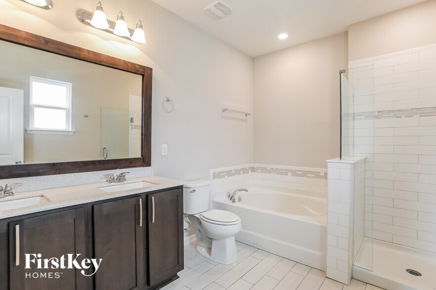 Building Photo - 724 Trellis Bay Dr