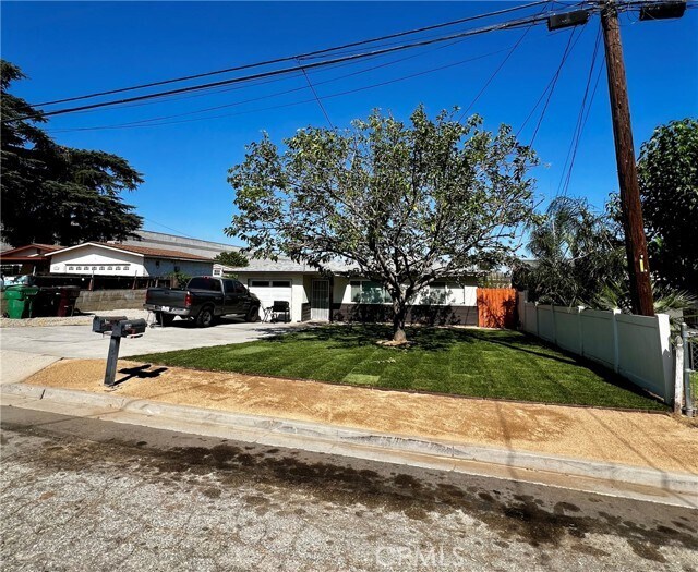 Building Photo - 174 Maple Ave