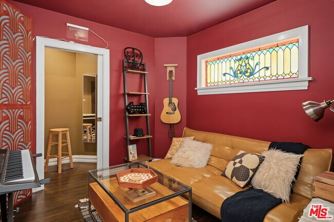 Building Photo - 644 N Cherokee Ave