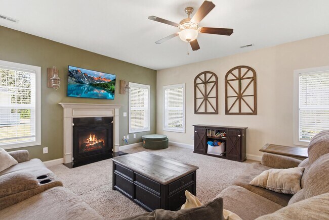 Building Photo - 2012 Snapper St