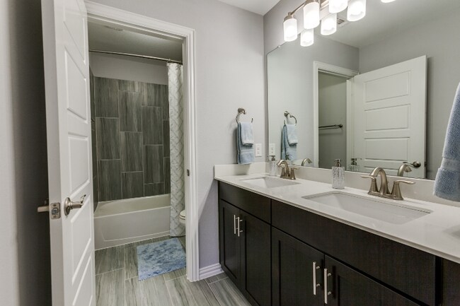 Building Photo - 4194 Leighton Ln