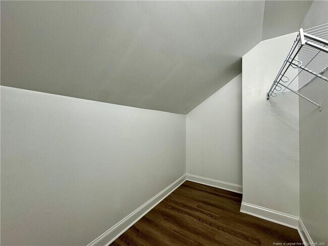 Building Photo - 1004 Kensington Park Rd