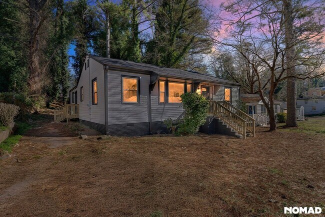 Building Photo - Charming 4BR House in Atlanta