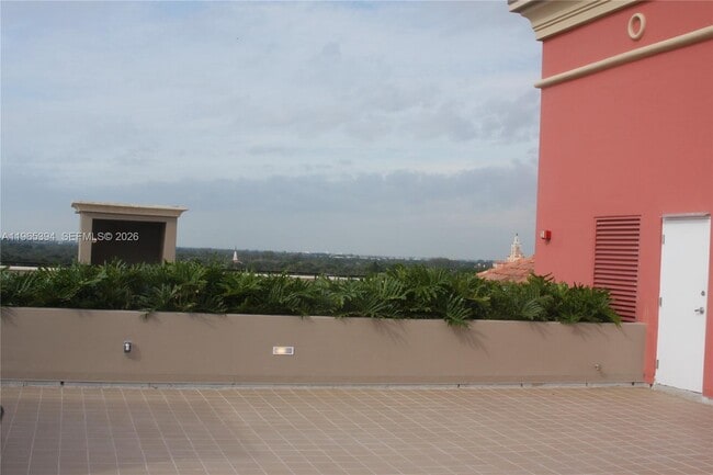 Building Photo - 4100 Salzedo St