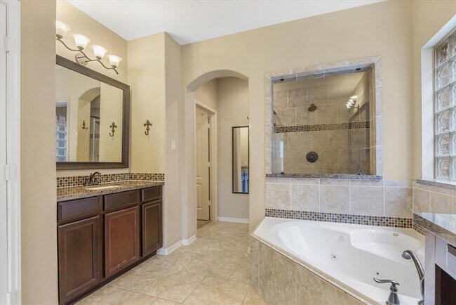 Building Photo - 9431 Copper Cove Ln