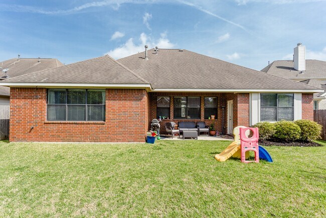 Building Photo - 6706 Ashworth Dr