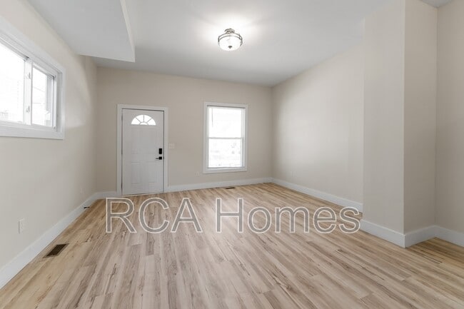 Building Photo - 238 Eastern Ave