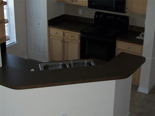 Building Photo - 12807 Madison Pointe Cir