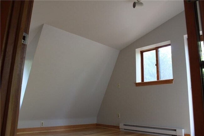 Building Photo - 480 Lansingville Rd