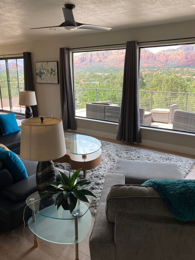Building Photo - Spectacular, Panoramic Red Rock Views in West Sedona