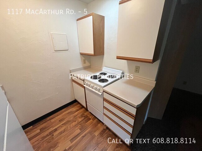 Building Photo - 1117 Mac Arthur Rd
