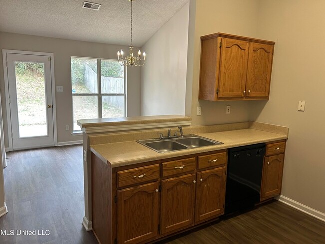 Building Photo - 5371 Bradley Dr