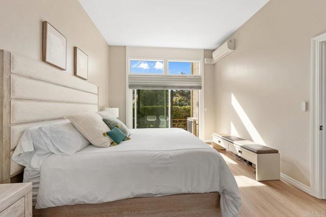 Building Photo - 2505 Navarra Dr