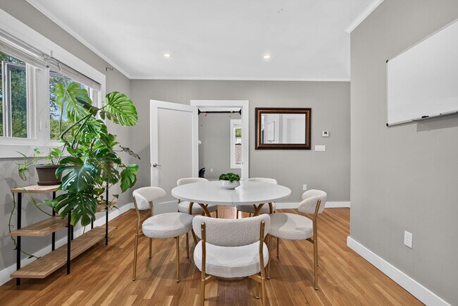 Building Photo - 44 Worley St