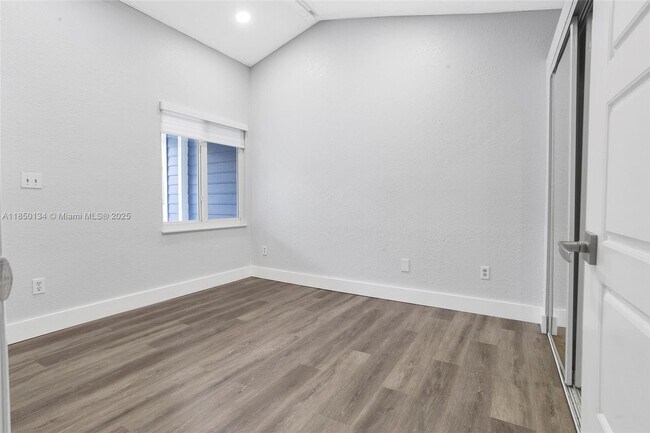 Building Photo - 13934 SW 103rd Terrace