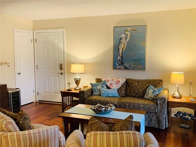 Building Photo - 213 Sea Horse Dr SE