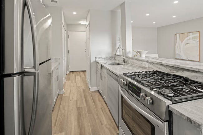 Building Photo - Sunnybrook Townhouses