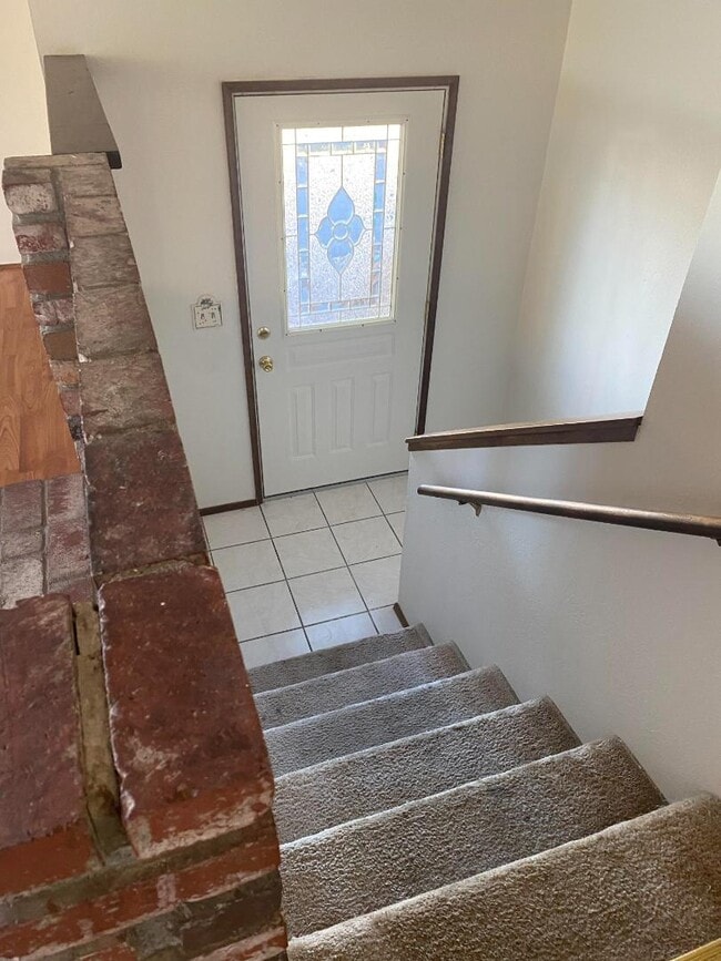 Building Photo - 140 S Rogers St