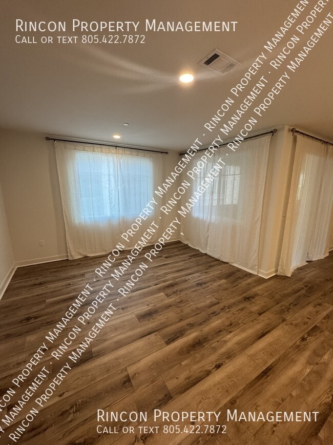 Building Photo - $500 off the First Months Rent! Modern 2-B...