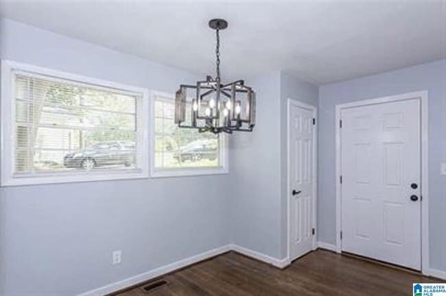 Building Photo - 5000 Scenic View Dr