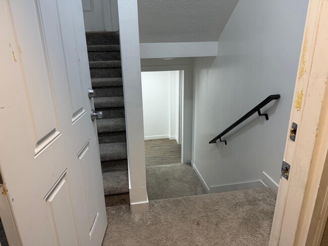 Building Photo - 2506 N Geranium Dr