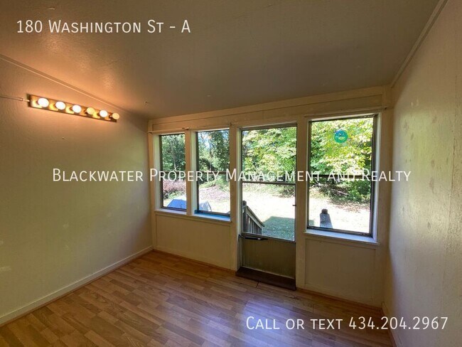 Building Photo - 180 Washington St