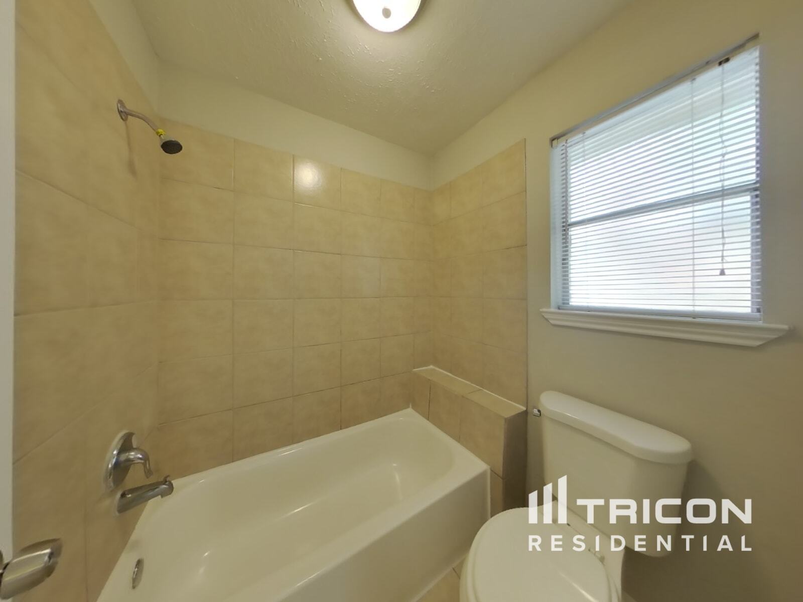 Building Photo - 3551 Windmoor Dr
