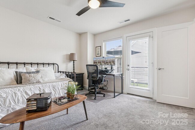 Building Photo - 12106 Brooklyn Ave