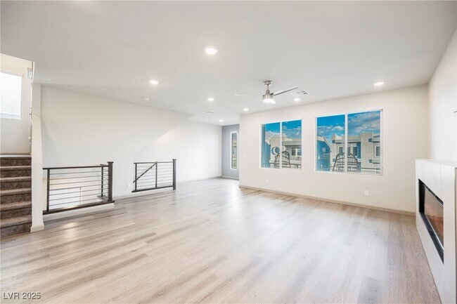 Building Photo - 8081 Misty Canyon Ave