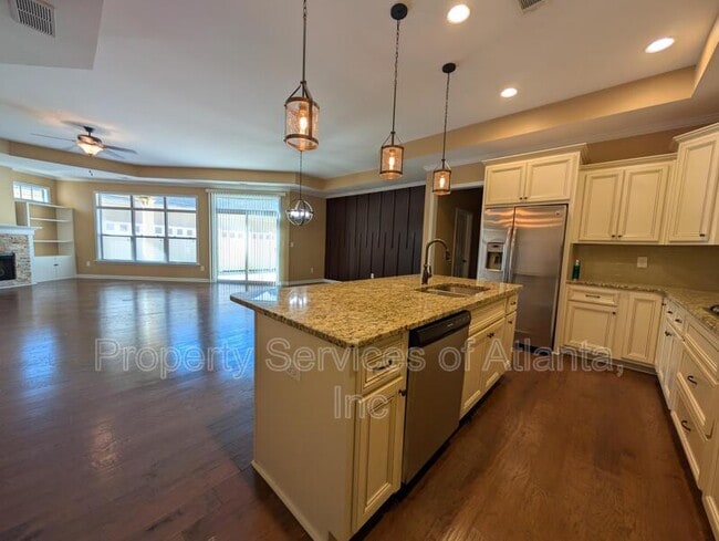 Building Photo - 261 Fenwick Cir