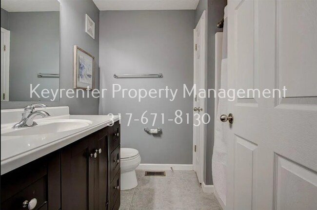 Building Photo - Discover this well-appointed 3-bedroom, 2-bath home in Indianapolis within an HOA community