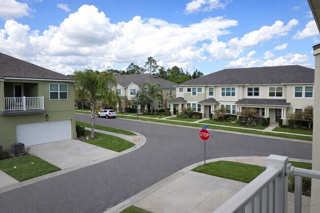 Building Photo - 8913 Matriarca Aly