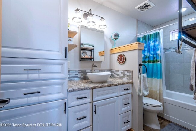 Building Photo - Spacious Family Home with Teton Views on 5...